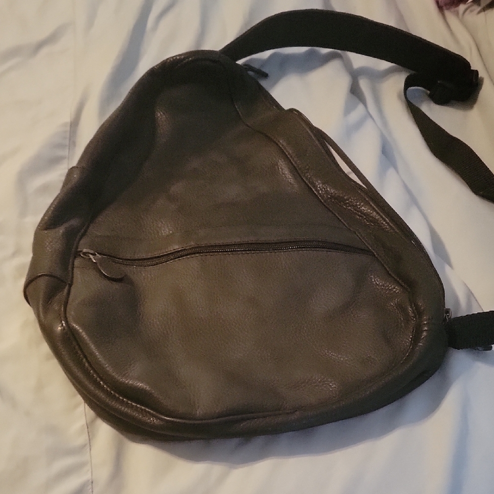 LL Bean Ameribag Black Leather Sling Bag